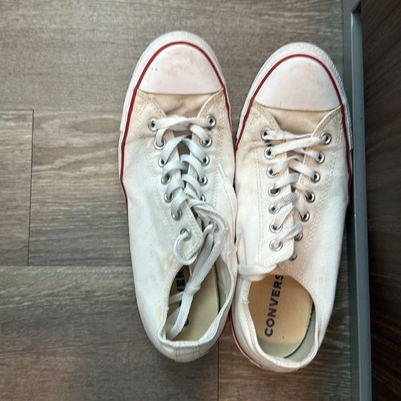 Converse - Picture 2 of 4